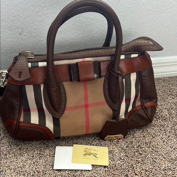 2031Burberry Brown and Tan Checkered Handbag - Picture 1 of 9